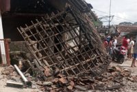 Menteri Basuki Tinjau Lokasi Longsor Akibat Gempa di Cianjur Pada Malam Hari