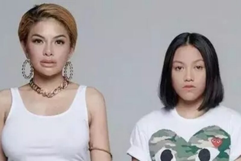 Nikita Mirzani dan Laura Meizani atau Lolly (Dok. Istimewa)