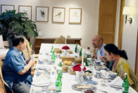 Presiden RI Prabowo Subianto berbuka puasa bersama sang putra Didit Hediprasetyo dan Titiek Soeharto. (Instagram.com @prabowo)

