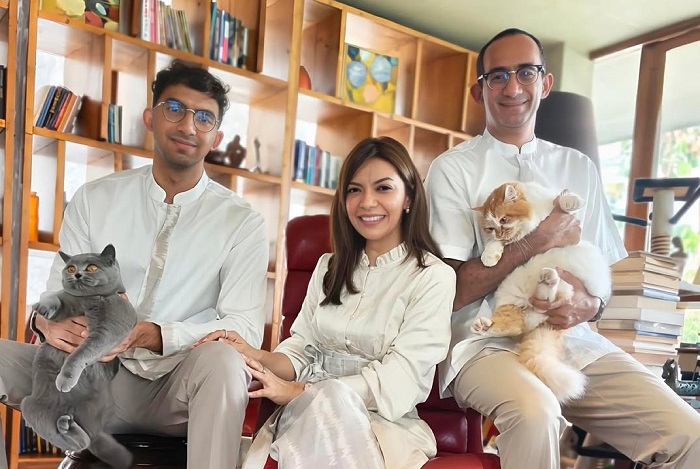 Keluarga Najwa Shihab bersama Ibrahim Sjarief Assegaf dan anaknya. (Instagram.com @najwashihab)